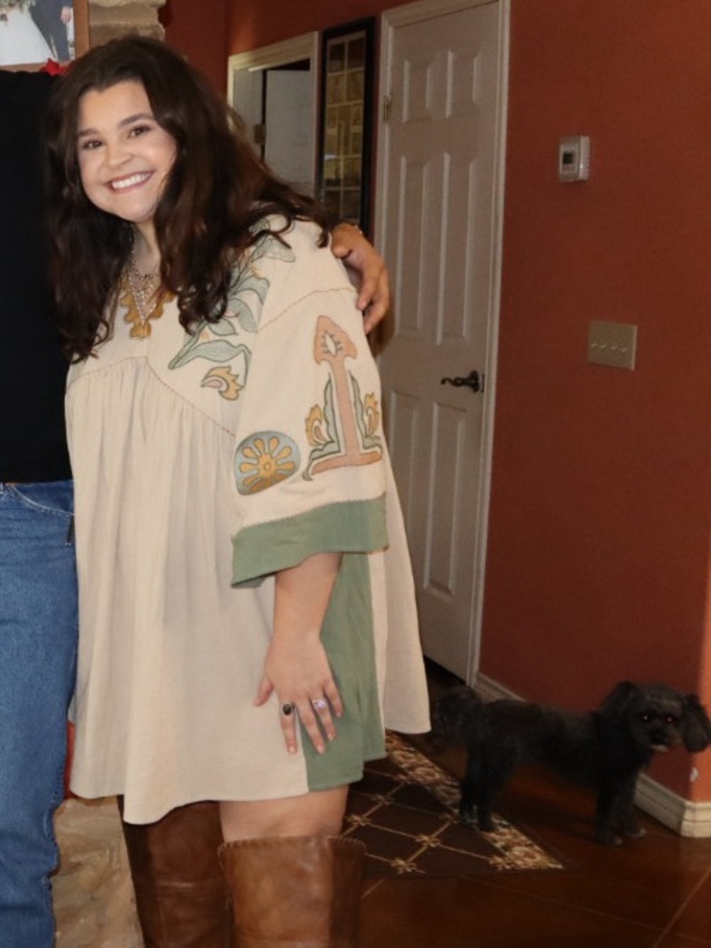 EASEL EMBROIDERED LINEN DRESS KHAKI OLIVE LARGE - Picture 6 of 6
